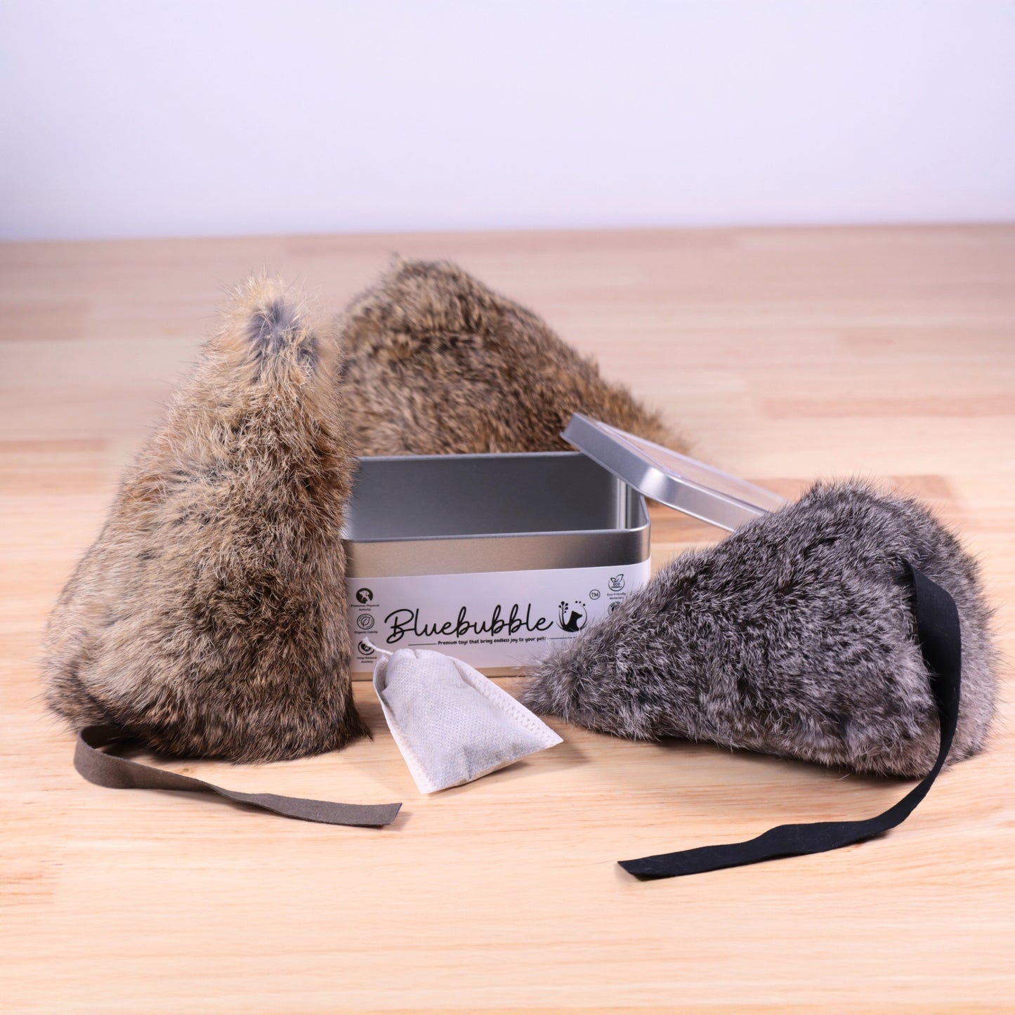 Jumbo Rabbit Fur Mouse Kicker