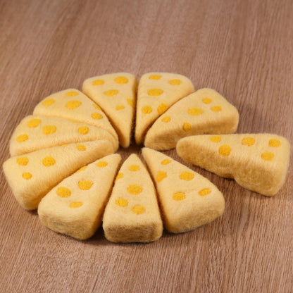 Käse-Kicker aus Filz